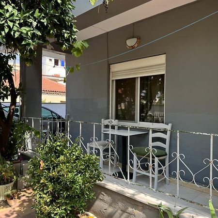 Green Door House Тирана Екстер'єр фото