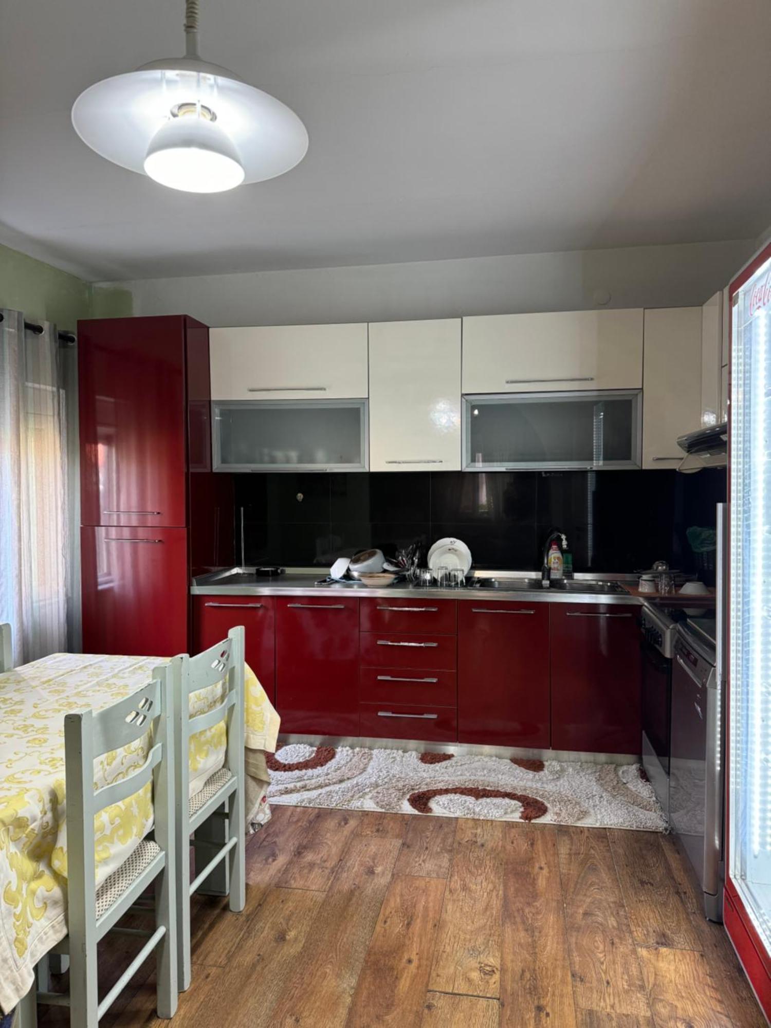 Green Door House Тирана Екстер'єр фото