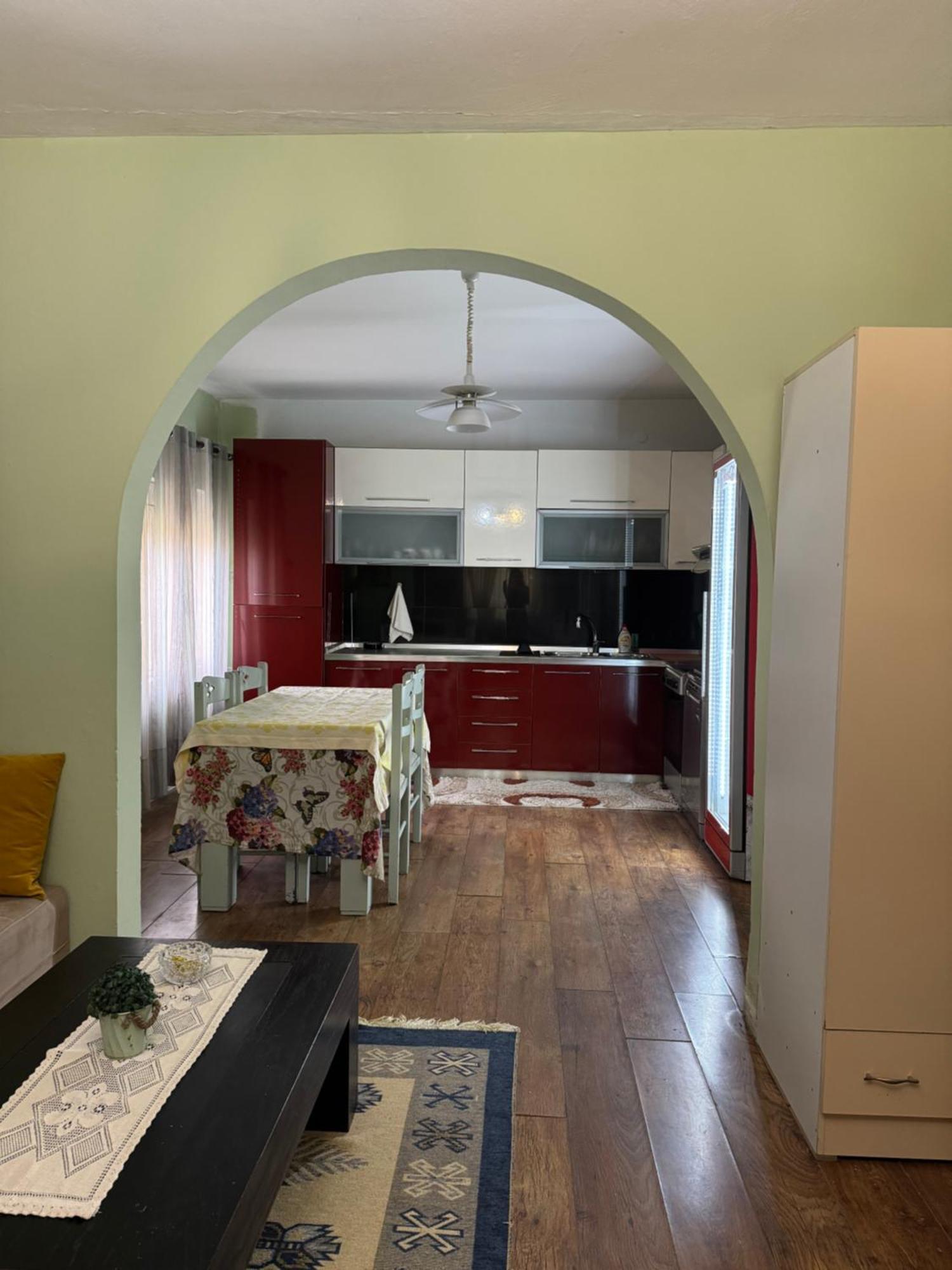 Green Door House Тирана Екстер'єр фото